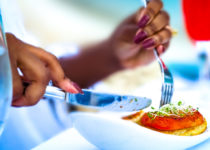 Una dieta diseñada para prevenir la hipertensión reduce el riesgo de infarto en mujeres